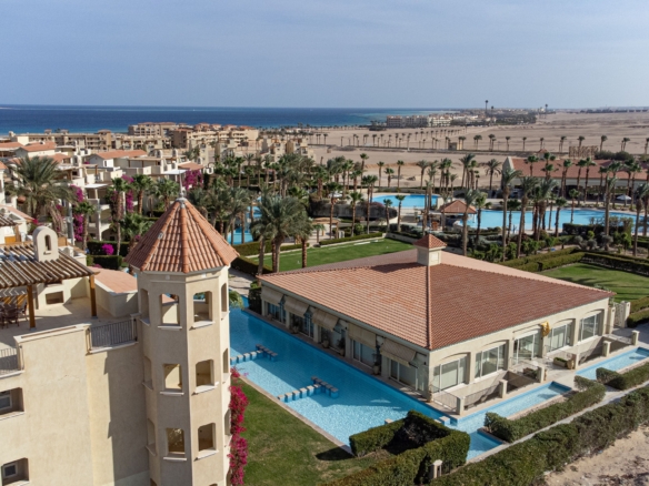 Enjoy the golden sands and peaceful sea breeze at Veranda Sahl Hasheesh.