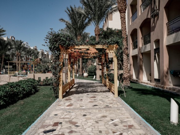 The stunning façade of AlKarma Aqua Beach combines contemporary architectural design with a refreshing coastal touch.