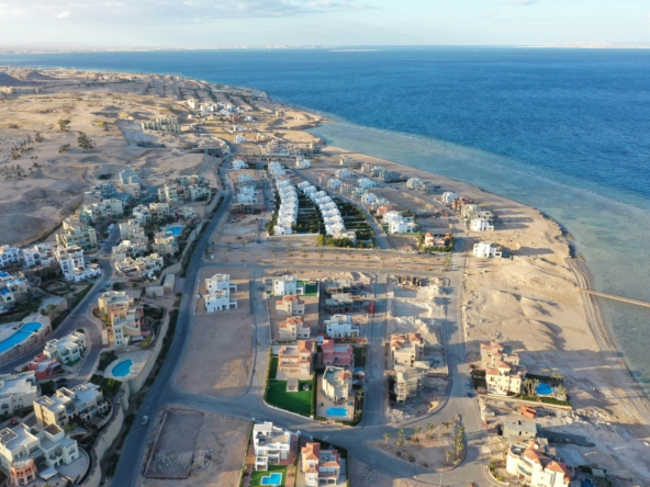 عقارات جاهزة للتسليم على البحر الأحمر مع خدمات متكاملة وإطلالات ساحرة