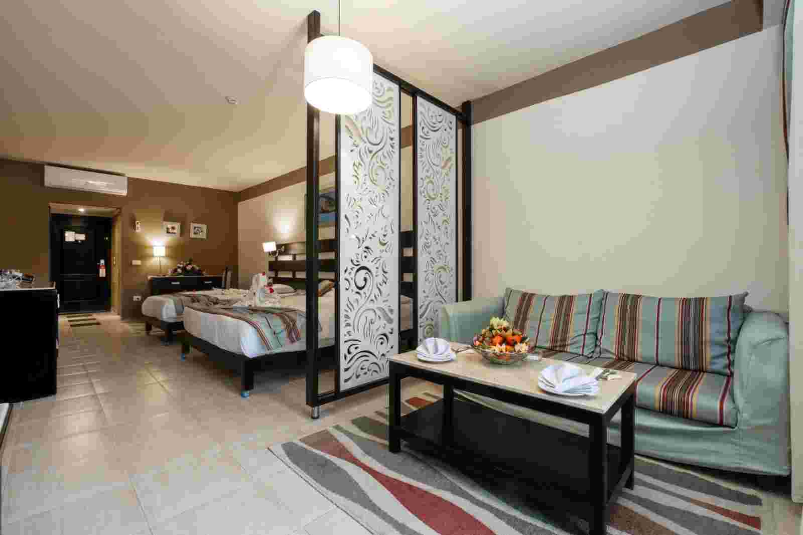 WhatsApp Image 2025-07-07 at 2.39.43 PM (1)