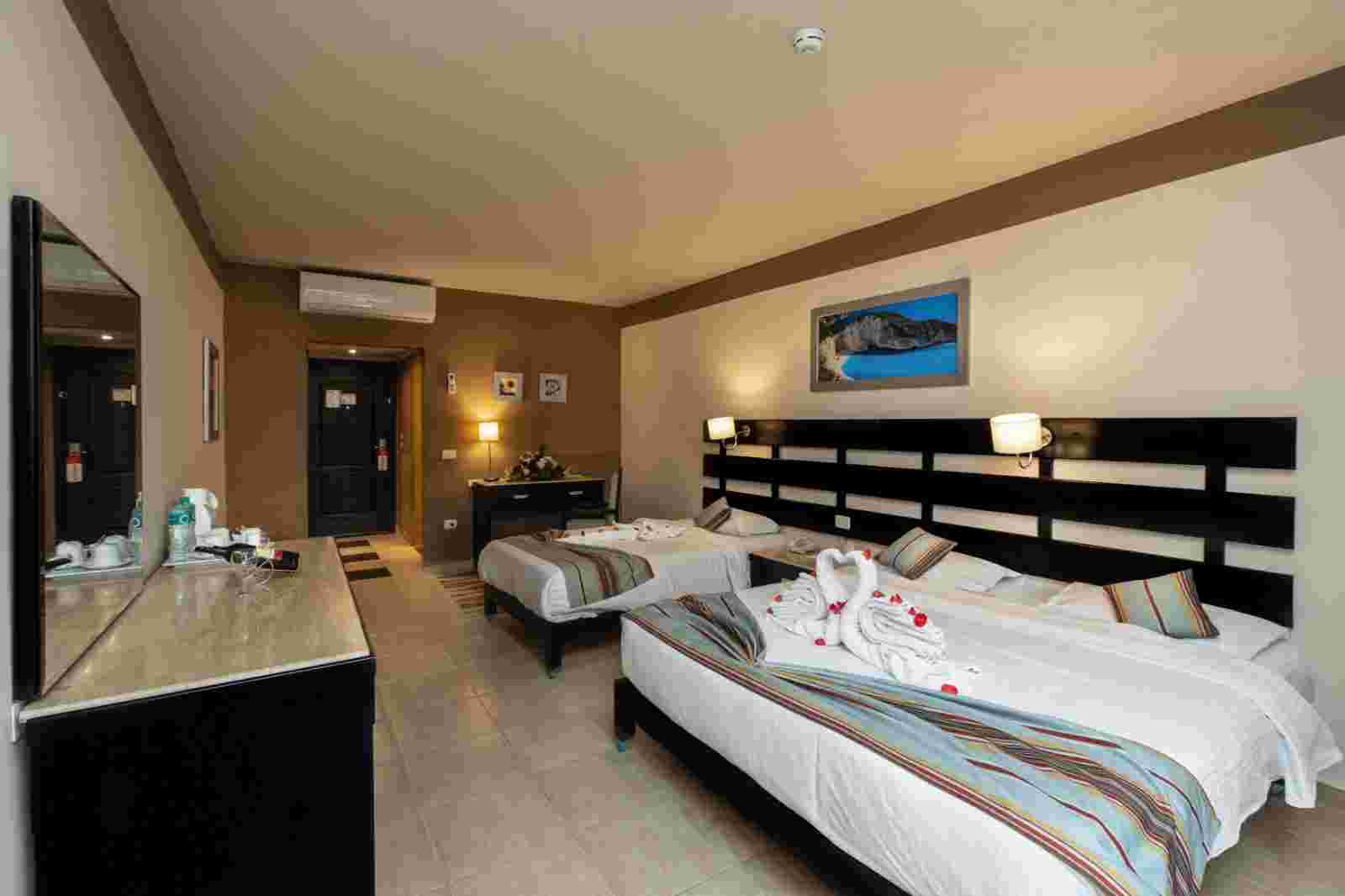 WhatsApp Image 2025-07-07 at 2.39.43 PM (2)