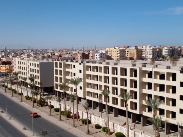 Live the ultimate resort lifestyle with family-friendly entertainment and luxury apartments