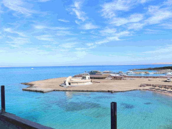 Year-round living in Hurghada with modern amenities, beaches, and a vibrant international community