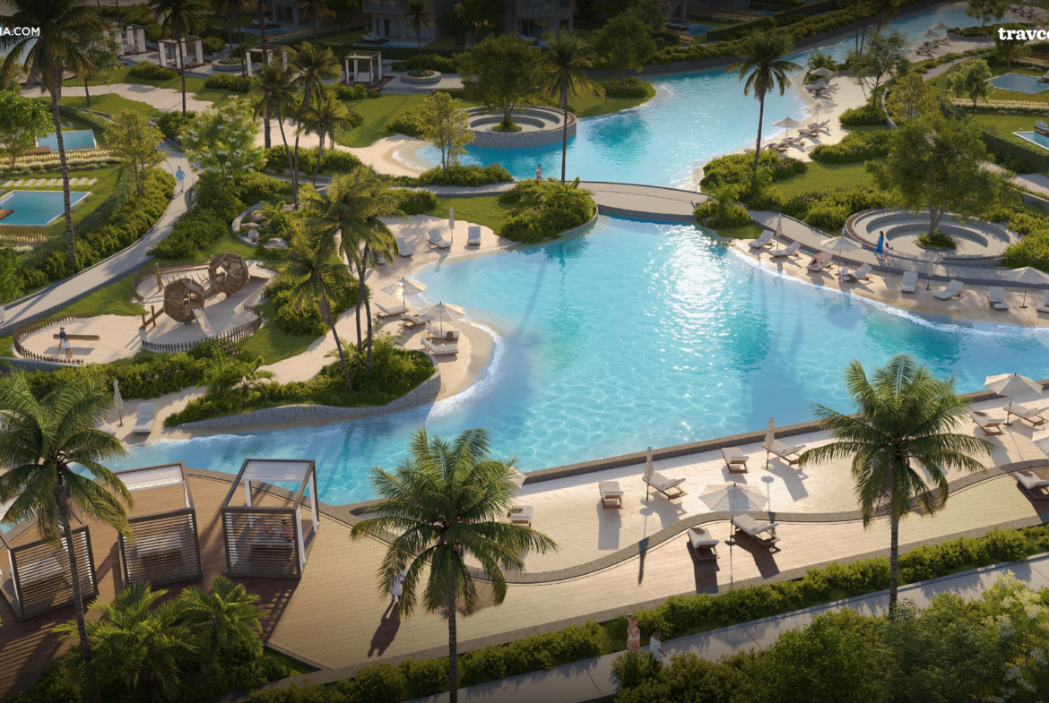 Makadina gated community in Madinat Makadi with landscaped outdoor areas and modern residences