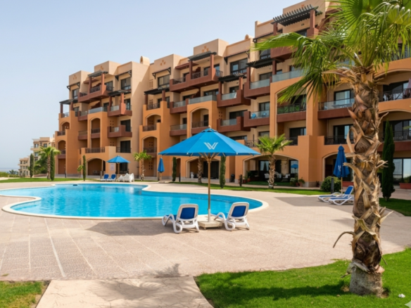 Ready to Move Apartments in Hurghada with modern beachfront residences and Red Sea views