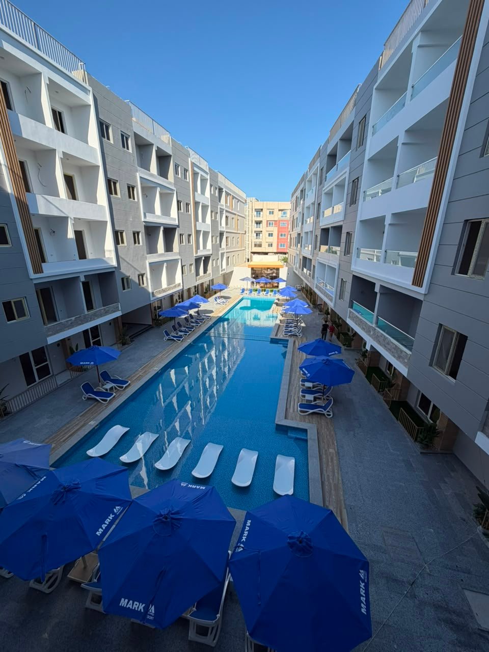Pool Level Studio in Al Kawther