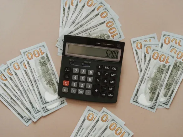 Cash vs Installments for Buying Property in Hurghada